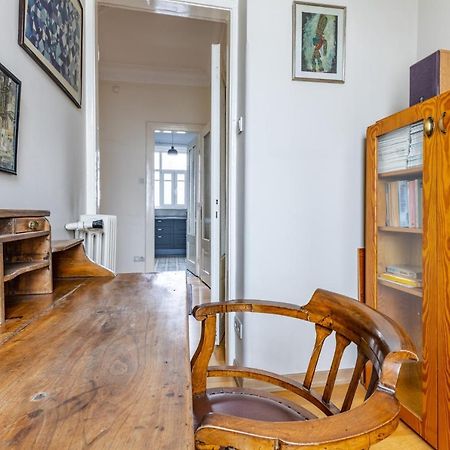 Апартаменты Flat With Balcony And Bosphorus View In Beyoglu Стамбул Экстерьер фото
