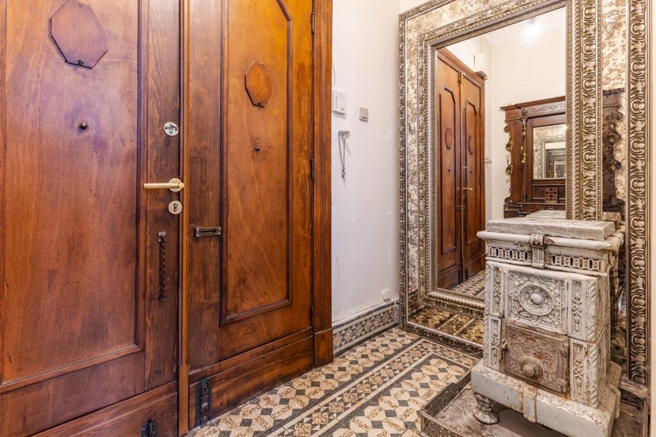 Апартаменты Flat With Balcony And Bosphorus View In Beyoglu Стамбул Экстерьер фото